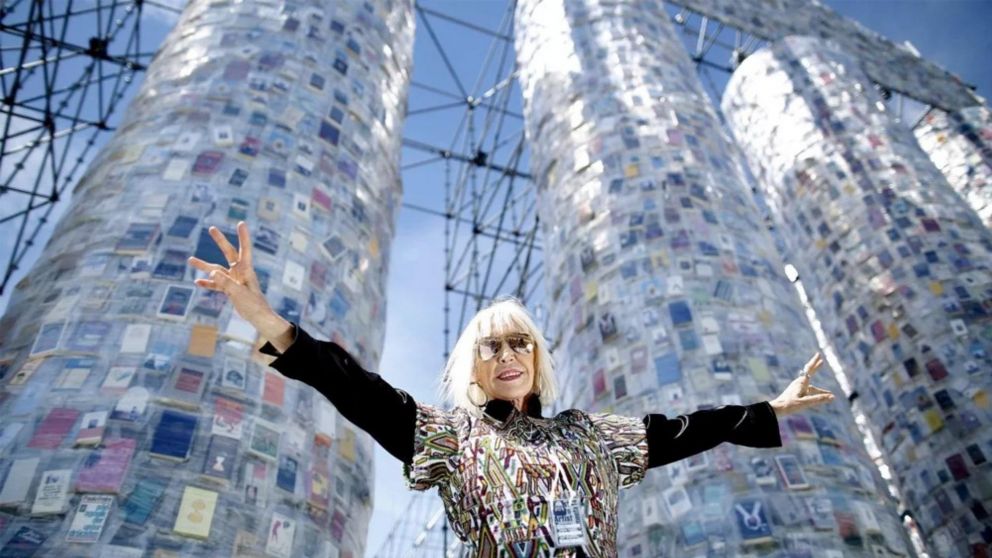 "Necesitamos nuevas ideas y nuevos lugares de encuentro", dijo Minujin (Télam).