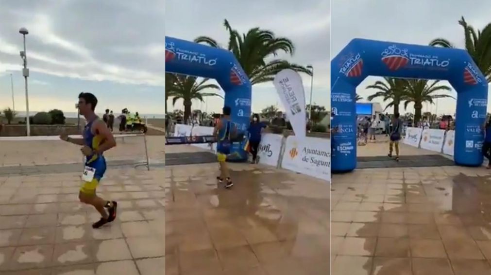 Ins�lito: un joven se puso a festejar antes de tiempo y perdi� la carrera a un metro de llegar.