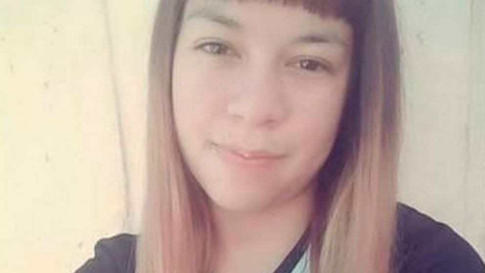 Sathya Aldana Insaurralde tenía 19 años cuando se suicidó y este lunes su madre falleció tras una larga lucha contra una enfermedad terminal (gentileza El Doce).