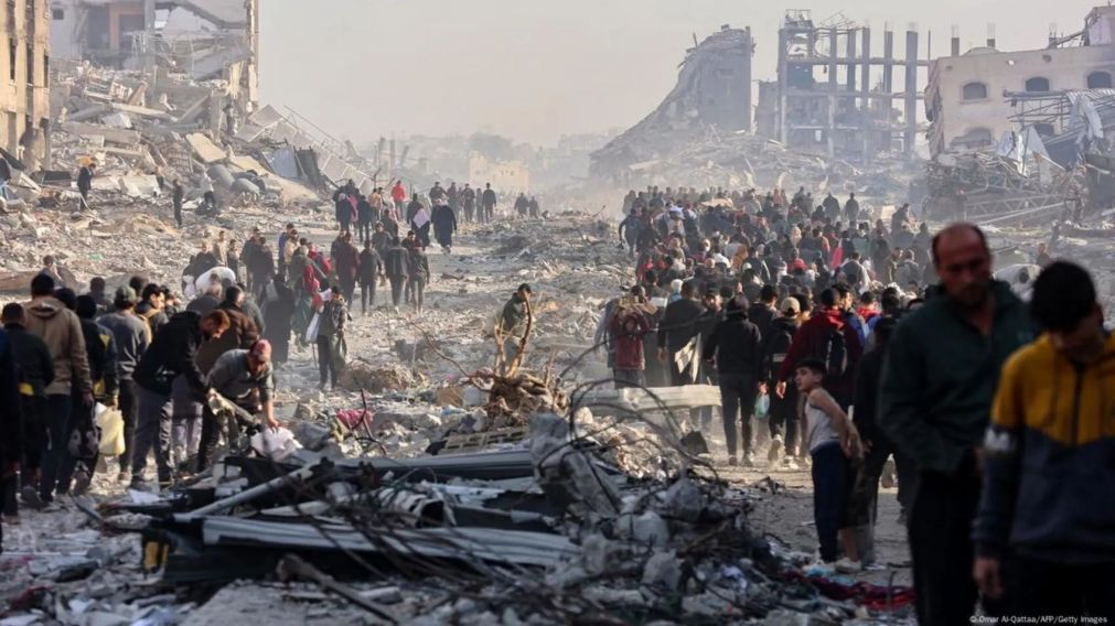 Israel y Hamas empiezan a negociar un acuerdo de alto el fuego a casi dos años del inicio de la guerra en Gaza (AFP/Getty Images).