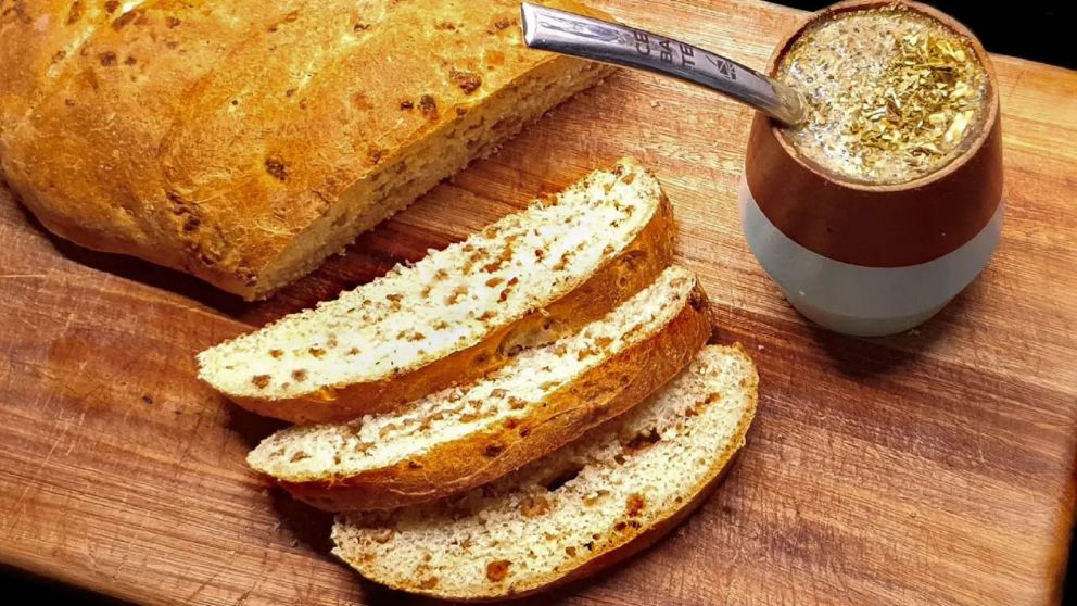 Cómo hacer pan casero con chicharrón: sabor auténtico y fácil de preparar