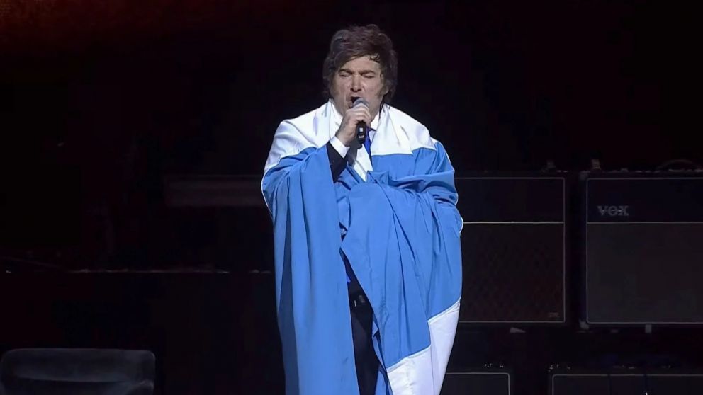 Javier Milei presentó su nuevo libro (Foto NA).