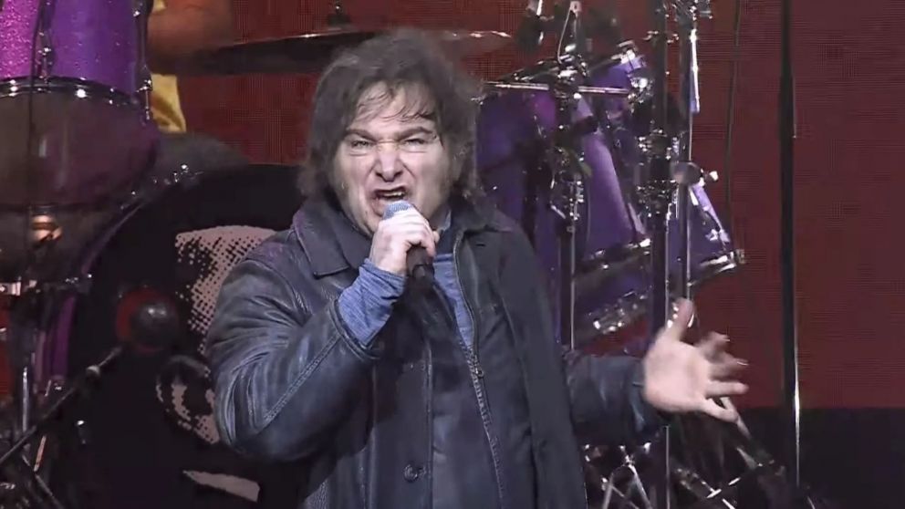 Javier Milei brindó un show con “La banda presidencial”.