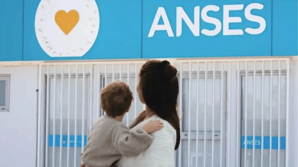 Confirmado por ANSES: AUH más tres extras para noviembre 2025 (Imagen ilustrativa).
