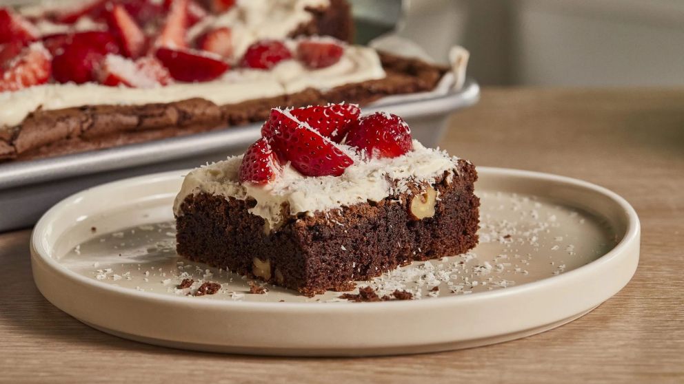 Cómo hacer la clásica receta de brownie para sorprender a tus seres queridos.