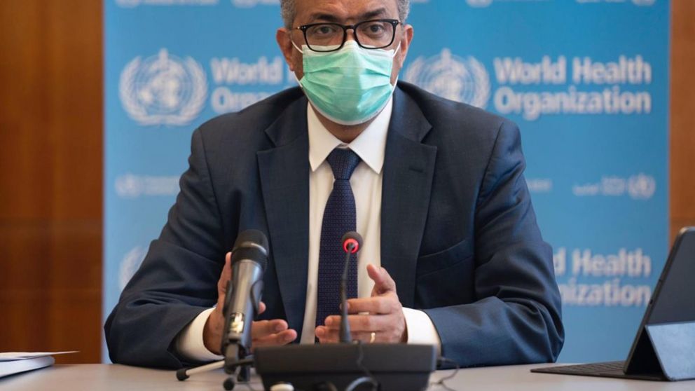 La OMS lamenta el "fracaso mundial" a la hora de compartir vacunas contra el coronavirus.