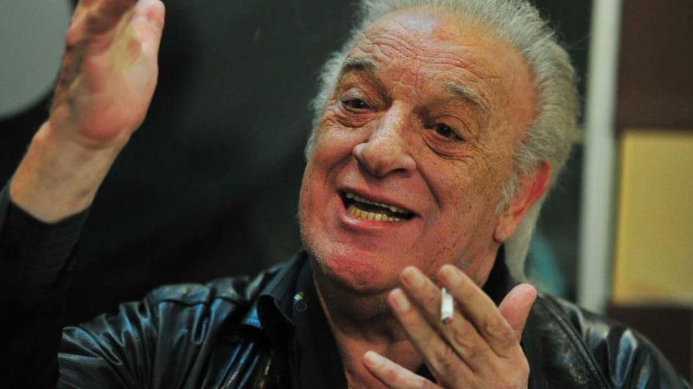 La adicción al tabaco complicó la situación de Alfio Basile (Archivo).