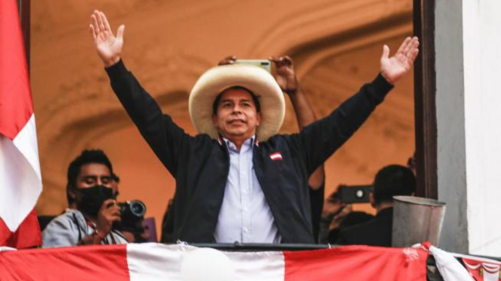 Sectores de la derecha presionan para que el triunfo de Castillo en las urnas no sea reconocido por el Congreso.