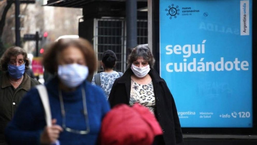 El Ministerio de Salud de la Nación anunció que el 28,63% del total de la población argentina recibió la inmunización de la primera dosis.