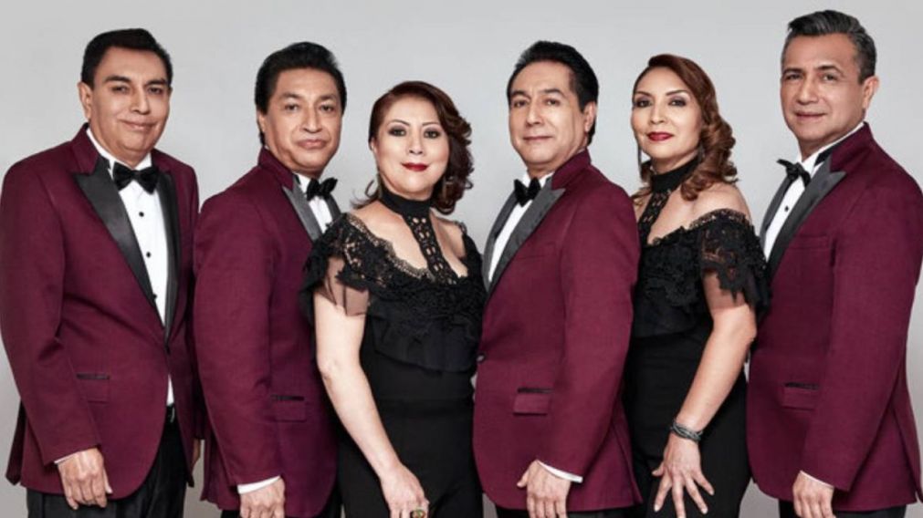 Los Ángeles Azules lanzaron "17 años" en 1999 y tiene más de 422 millones de reproducciones en YouTube.