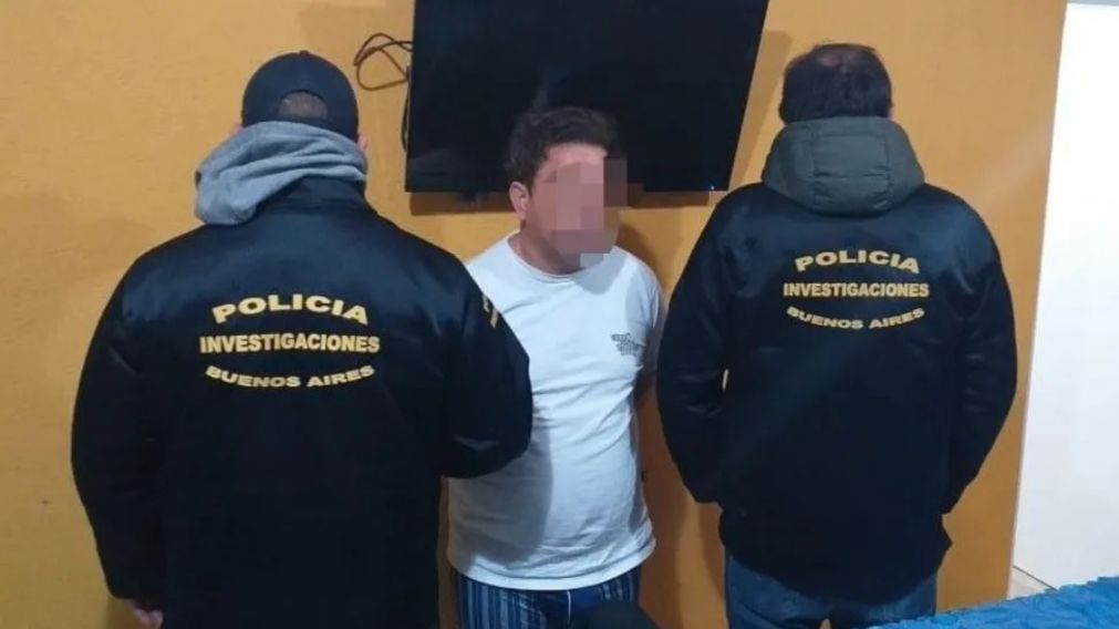 Este es el homicida que fue capturado por los pesquisas policiales.