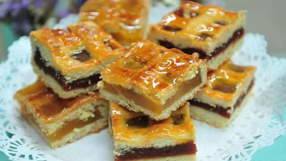 De batata, de membrillo o dulce de leche, la pasta frola es la favorita para disfrutar junto al mate.