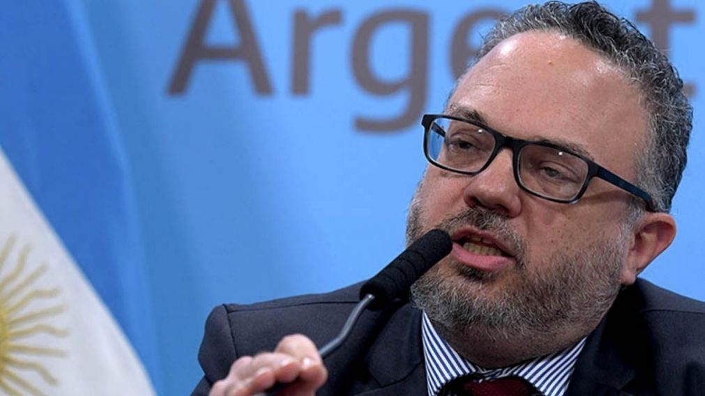 El ministro de Desarrollo Productivo, Matías Kulfas, realizará junto a la secretaria de Comercio Interior, Pula Español, el anuncio de 70 productos a precios congelados por seis meses (Telam)