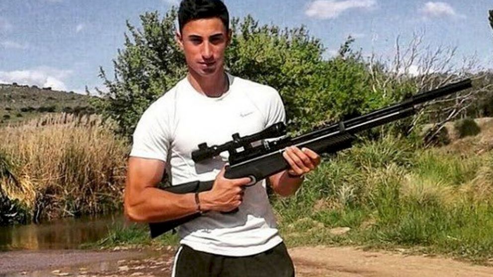 Arian Gonz�lez, agresor de la perrita, a indagatoria.