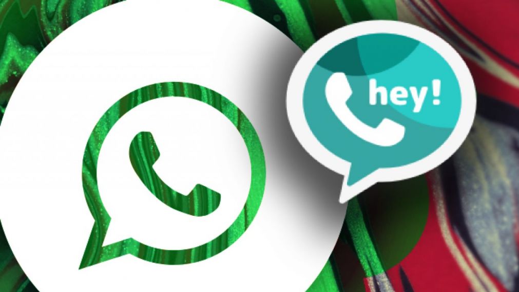 WhatsApp Plus Heymods puede utilizarse al mismo tiempo que la app oficial WhatsApp.