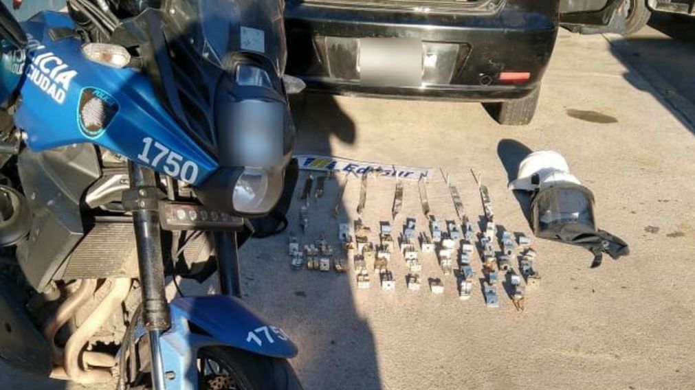 La policía de la ciudad investiga a otros posibles integrantes de la banda.