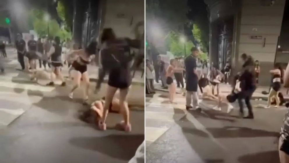 Dos chicas fueron brutalmente agredidas a la salida de un boliche de la ciudad bonaerense de La Plata.