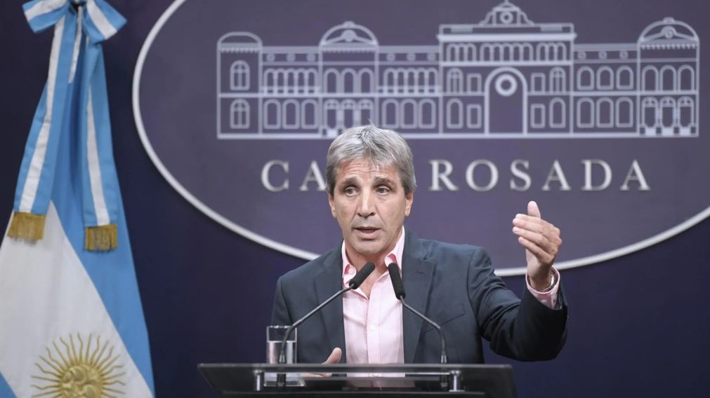 Estados Unidos reafirma su apoyo a la econom�a argentina con compra de pesos y bonos