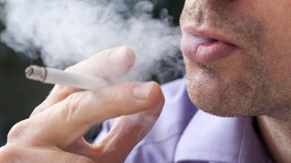 Ocho millones de personas mueren al año por el consumo de tabaco. (Imagen ilustrativa).