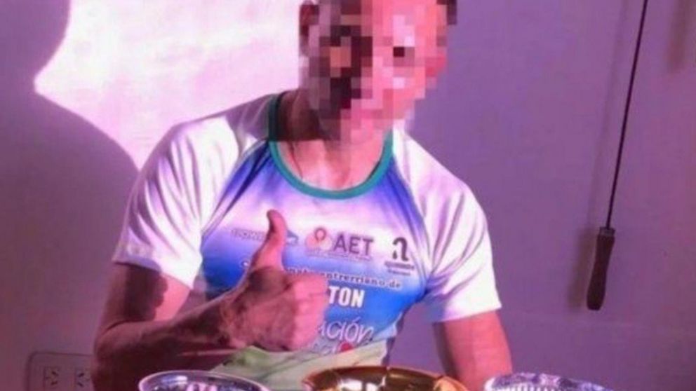 Acusan a entrenador deportivo de abusar sexualmente de seis alumnas.
