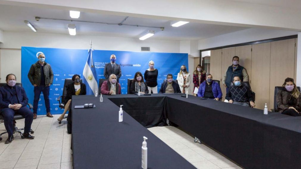 Será en seis tramos y corresponde a paritarias 2021-2022. (Télam)