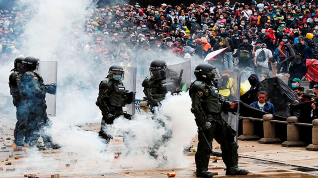 Los organismos internacionales continúan exigiendo respuestas por las desapariciones de manifestantes durante las protestas en Colombia (EFE)