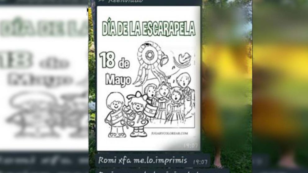 El insulto de la mamá hacia la maestra en el chat de WhatsApp.