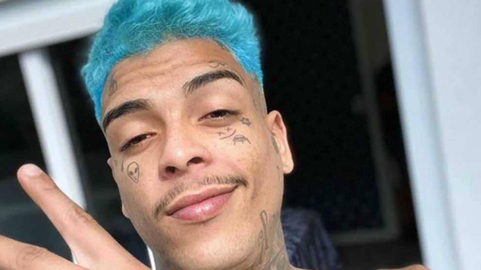 El cantante MC Kevin se habría arrojado del balcón para que no se descubriera su infidelidad.