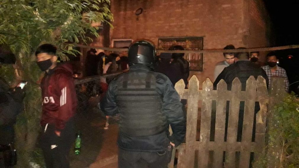 Una de las tantas fiestas clandestinas clausuradas el último fin de semana de Salta.