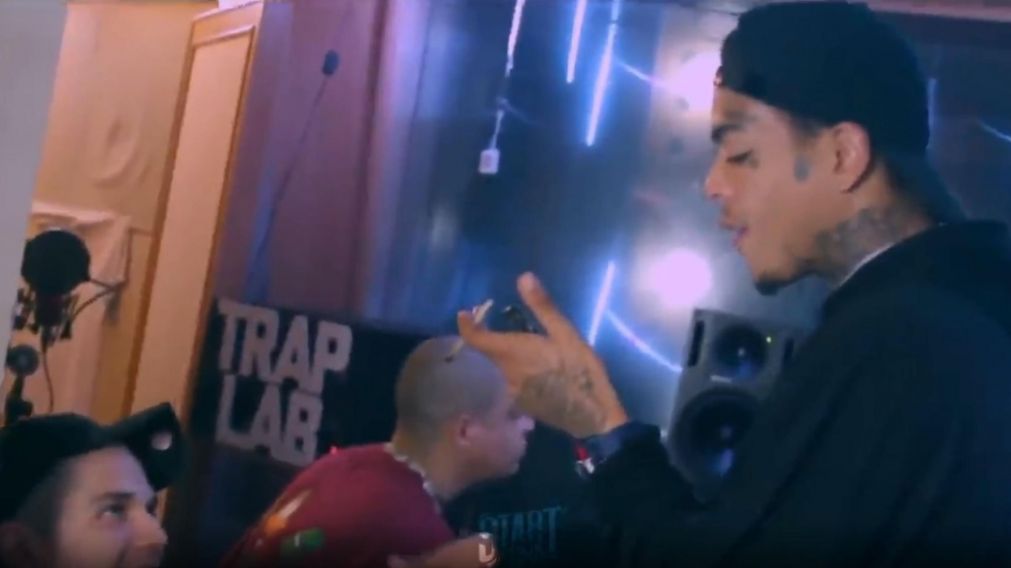 Imágenes del videoclip del tema "Mi última canción" de MC Kevin. (Captura video)