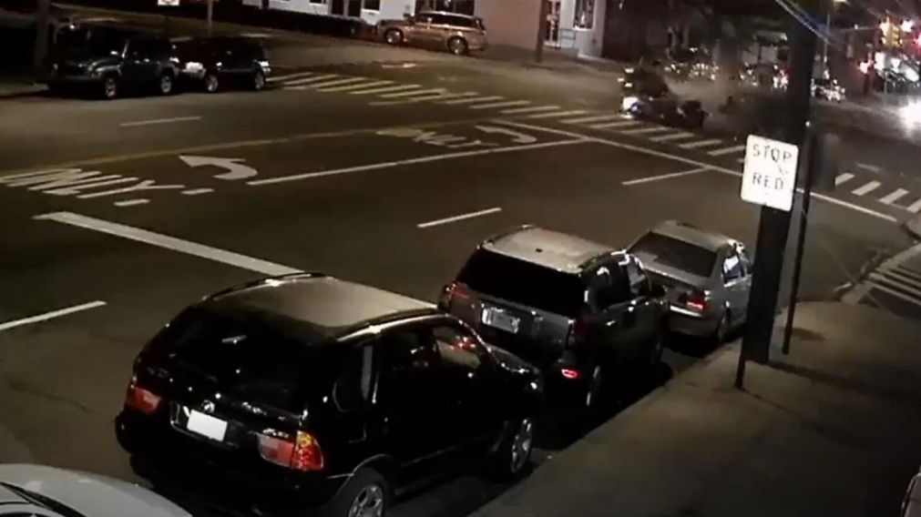 El choque dejó a los autos totalmente destrozados.
