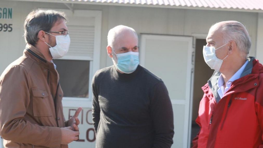 Lanús: con Larreta, Grindetti presentó el nuevo Centro de Camas Extrahospitalarias en Monte Chingolo.