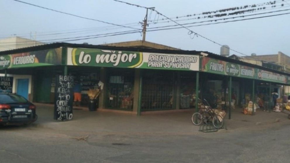 Cae banda que asaltó verdulería, se llevó 5 "palos" y armas.