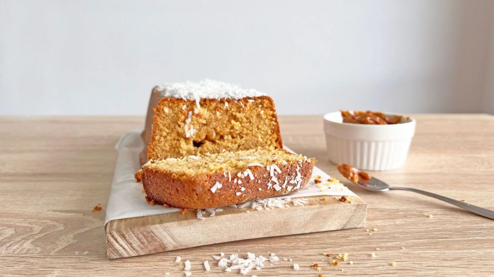 Receta para hacer un riquísimo budín de banana con corazón de dulce de leche y conquistar a todos a la hora de la merienda.