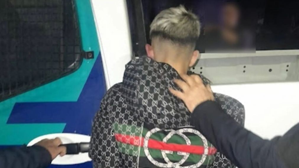 Este es el sujeto que resultó aprehendido por las autoridades policiales.