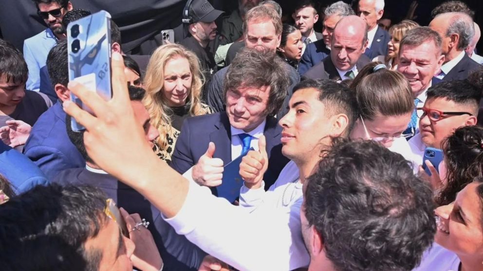 Campaña de La Libertad Avanza: Javier Milei estará este viernes en Tres de Febrero.