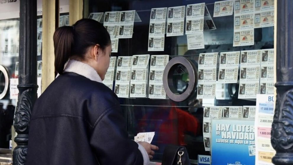 La jugadora le pidió una "manito" al ChatGPT y la herramienta la hizo ganar una fortuna millonaria en la Quiniela (Imagen ilustrativa).