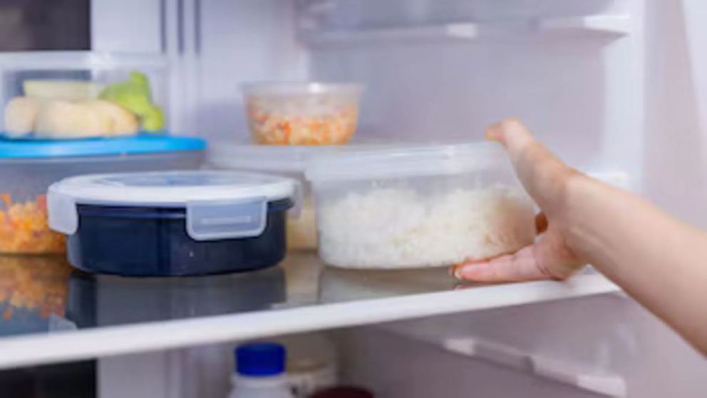 ¿Por qué los especialistas en salud aconsejan no guardar el arroz para el día siguiente?.
