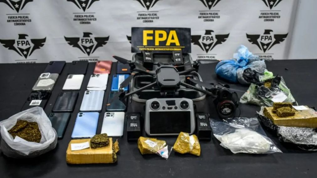 Desbarataron una banda narco que ingresaba drogas a una cárcel a través de drones.