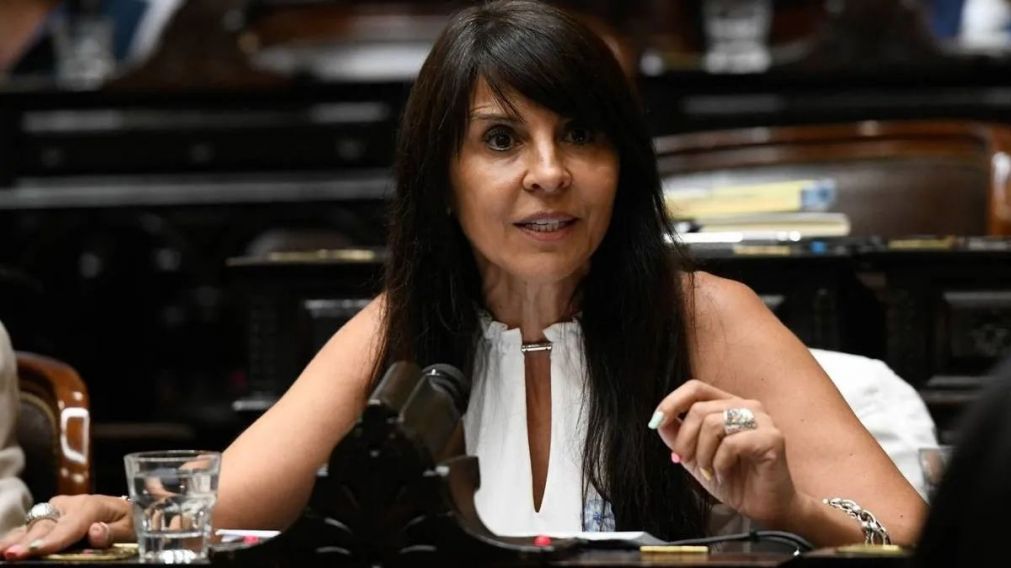 Exigen la expulsión de Lorena Villaverde de Diputados y piden su renuncia a la candidatura al Senado