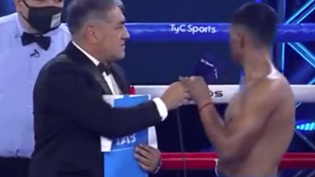 El boxeador, a punto de hacer el anuncio de su vida (Captura de pantalla). 
