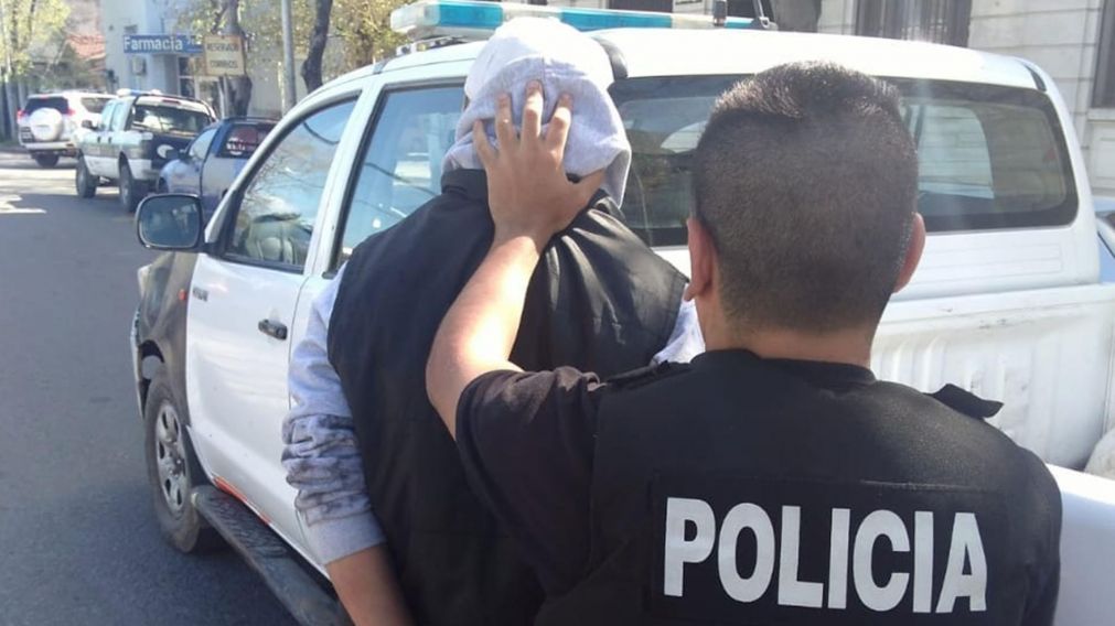 Imputan a m�dico por el abuso sexual de una paciente adolescente .