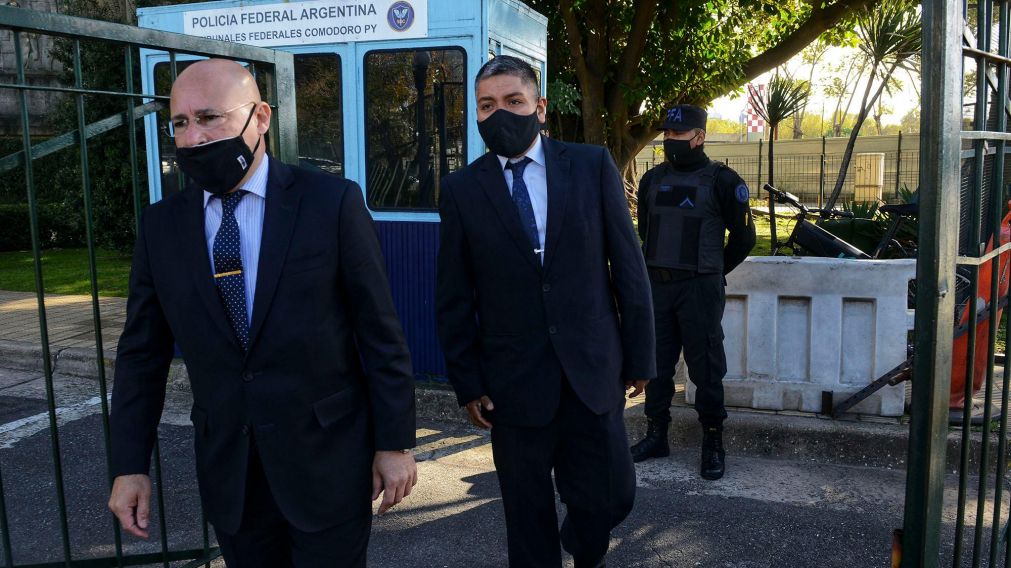 Chocobar ante la Justicia: dijo que disparó hacia "los pies" del delincuente al que persiguió y mató.