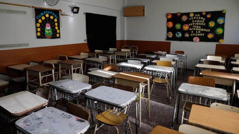 Gremios docentes definieron un paro tras el fallo de la Corte Suprema que avaló presencialidad en CABA.