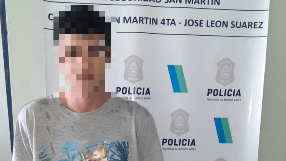 Este es el sujeto que fue detenido por los pesquisas por haber violado al nene de 11 años.