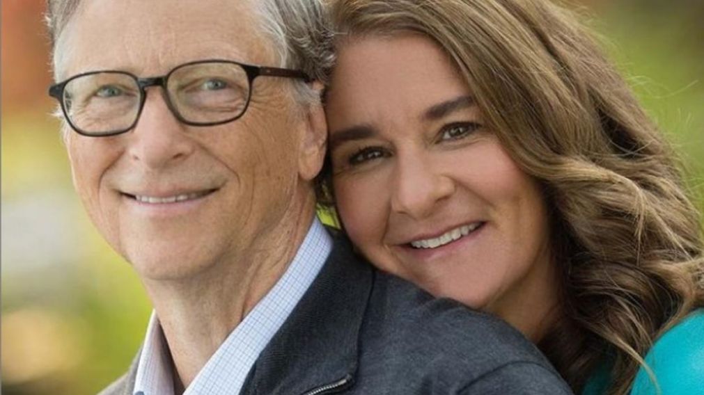 La noticia del divorcio la anunciaron los magnates a través de sus redes sociales. El acaudalado patrimonio que se repartirá entre ambos y sus tres hijos tiene anonadado al mundo entero.