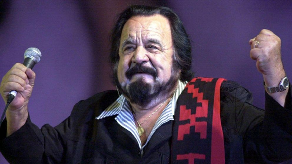 Horacio Guarany, el "cantor del pueblo", nació el 15 de mayo de 1925.