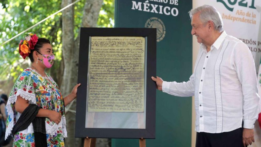 El presidente de México, Andrés López Obrador encabezó el acto en el que su país se disculpó por cinco siglos de abusos contra el pueblo maya