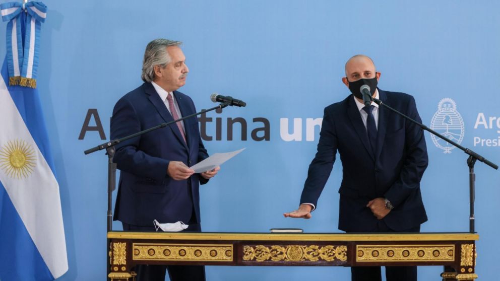 El presidente de la Nación, Alberto Fernández, le tomó juramento al nuevo ministro de Transporte, Alexis Guerrera.