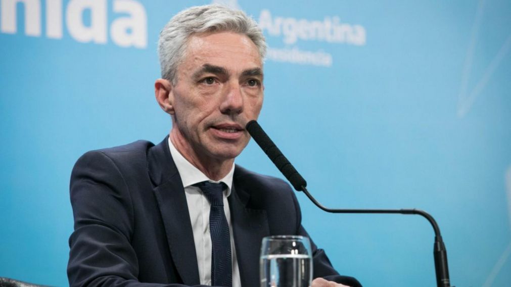 El ministro de Transporte falleció en el acto.